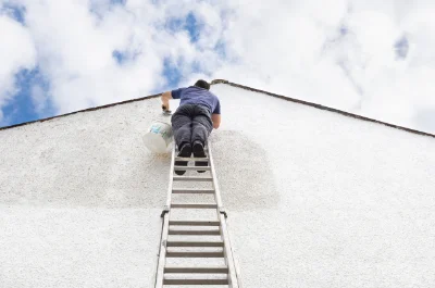Peinture extérieure à Locquirec — façades et ravalement
